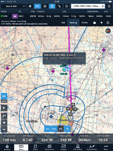 ForeFlight Capture of Nearby ADS-B Traffic